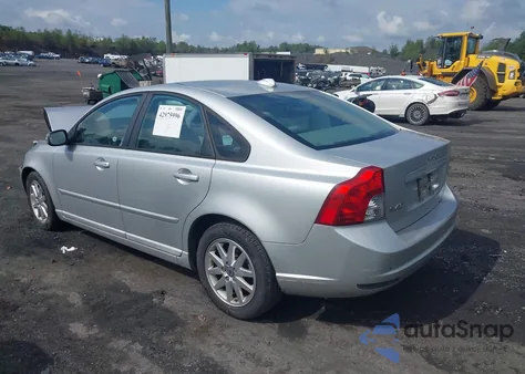 2008 Volvo S40 2.4I from USA, damaged, VIN YV1MS382482385138